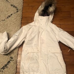 Burton White Snowboard Jacket w/ Faux Fur Hood